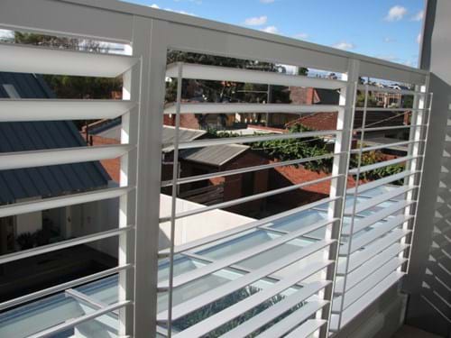 Maintenance free by Bayside Privacy Screens - the Pivoting 90mm Louvre Blade Shutter Panel Screen