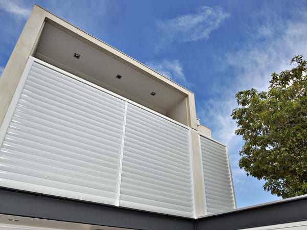 Bayside Privacy Screens custom buildBayside Privacy Screens custom build your Louvre Blade Balcony Screens 